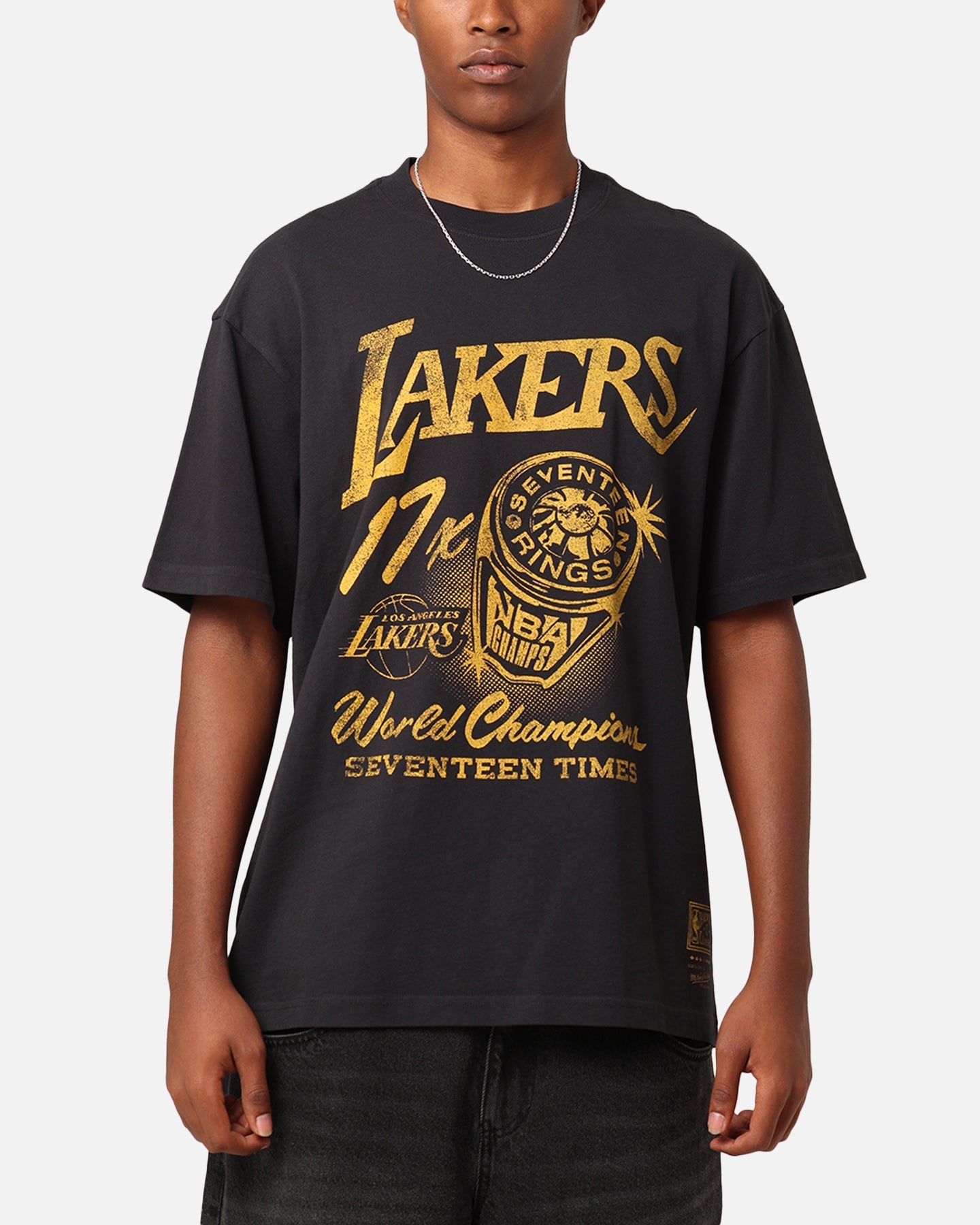 Mitchell & Ness Los Angeles Lakers Rings T-Shirt Faded Black