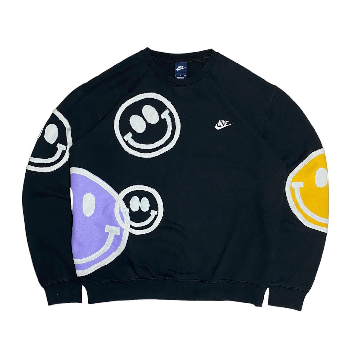 Reworked Nike Smiley Sweatshirt Black/Purple