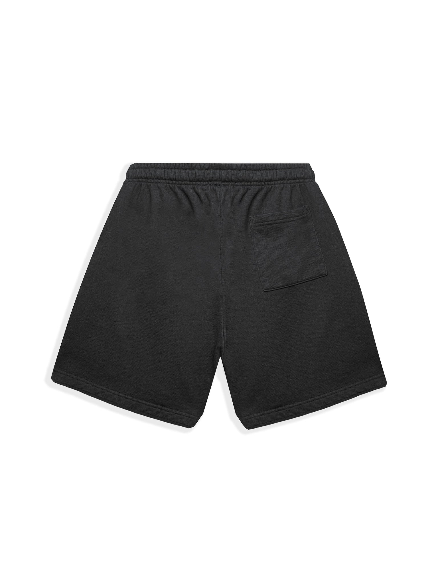 CM2300 BLACK SWEATSHORTS