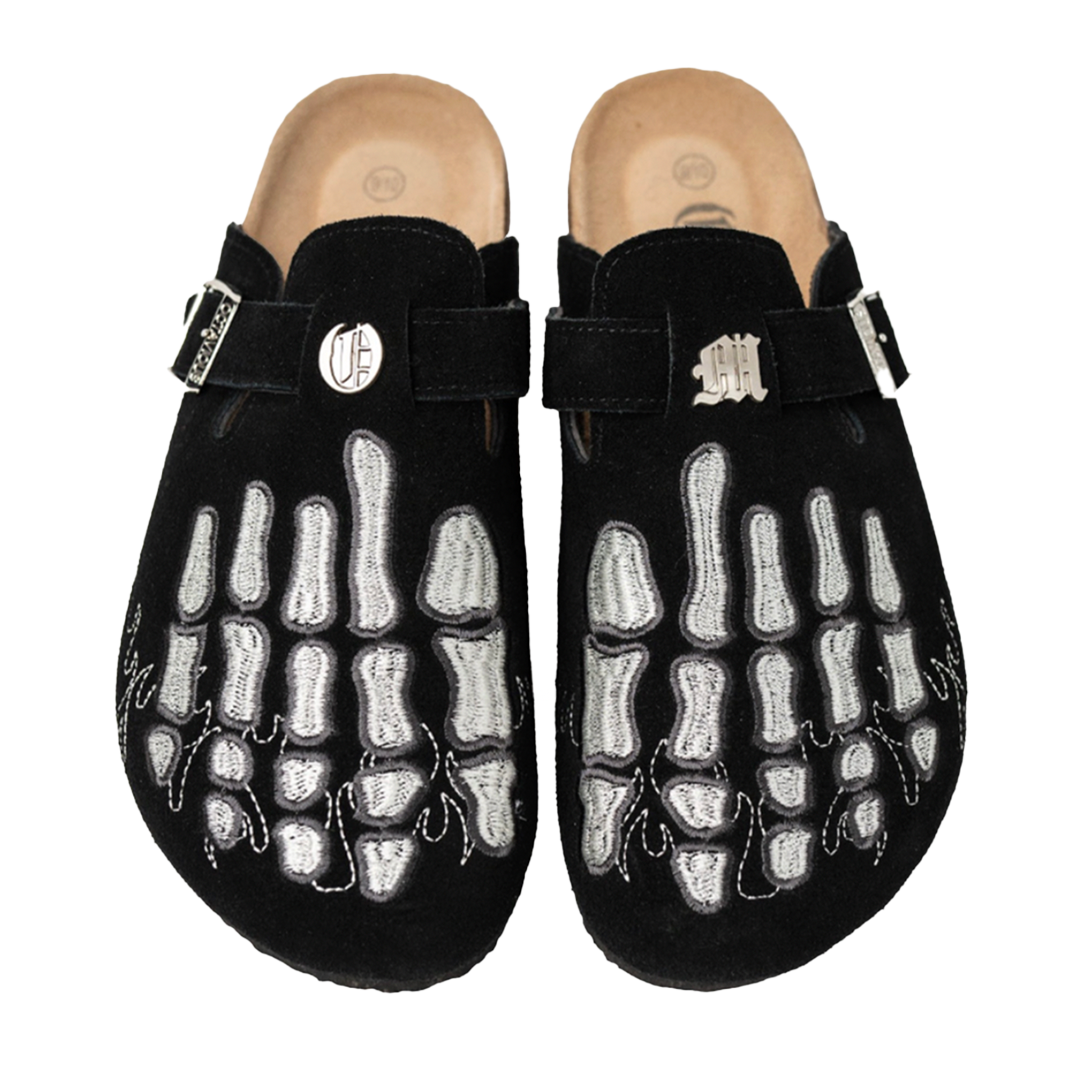 BLACK BONE CLOGS