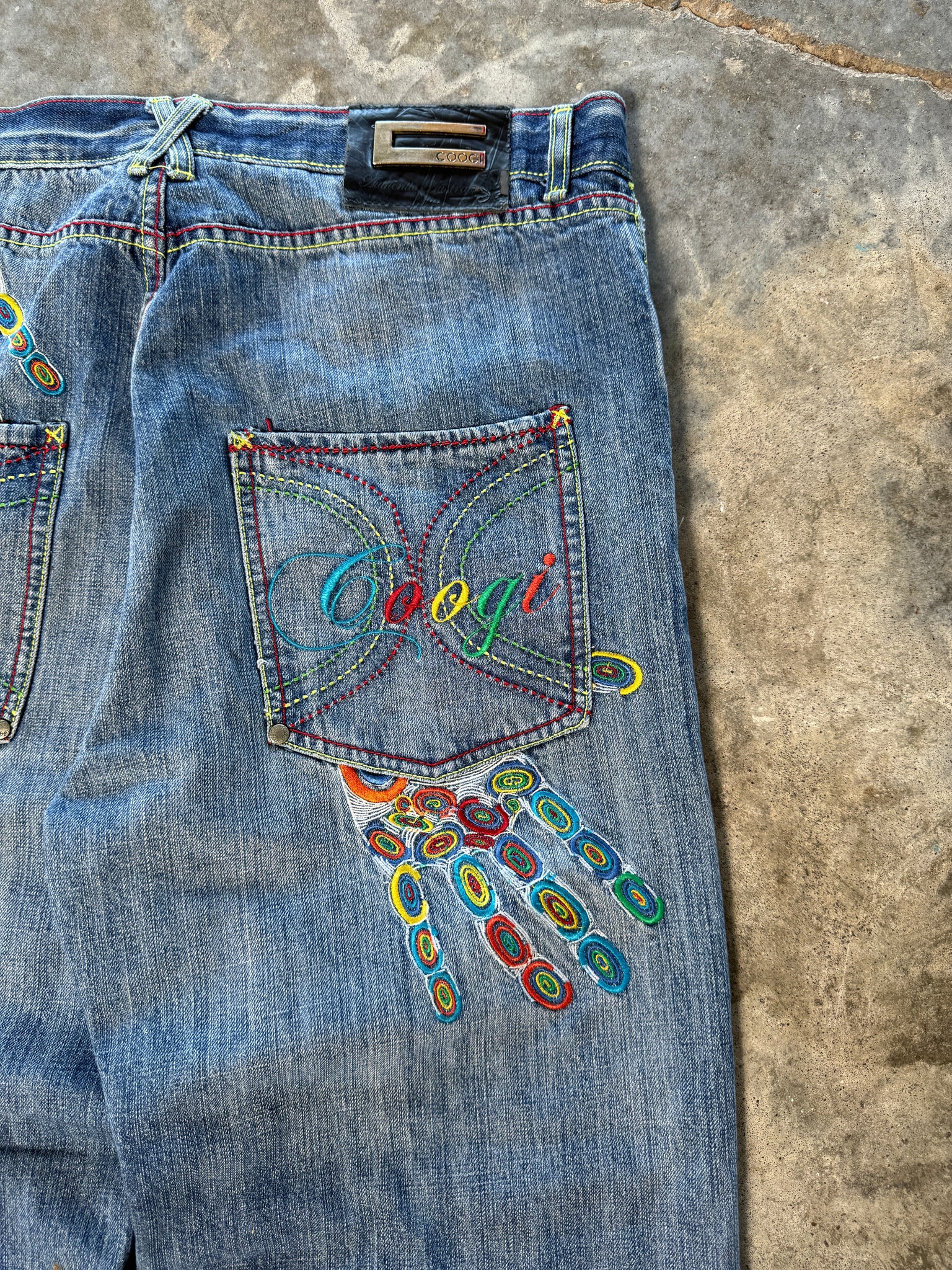 (42 x 35) Coogi Embroidered Jeans