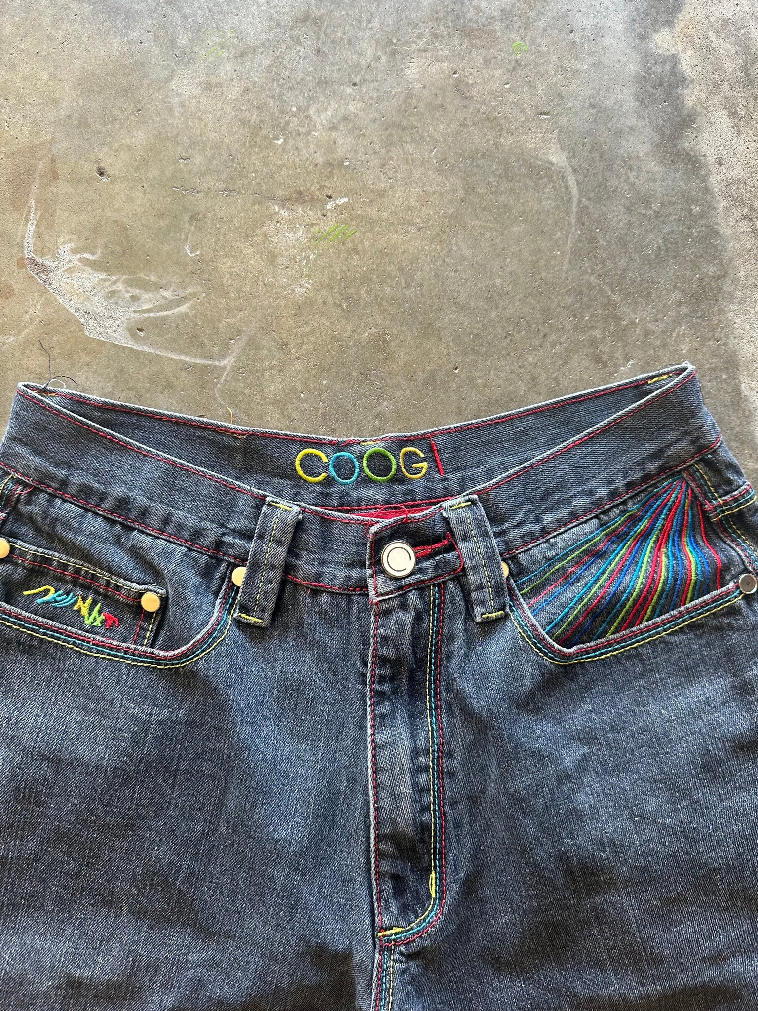 (32) Coogi Embroidered Shorts