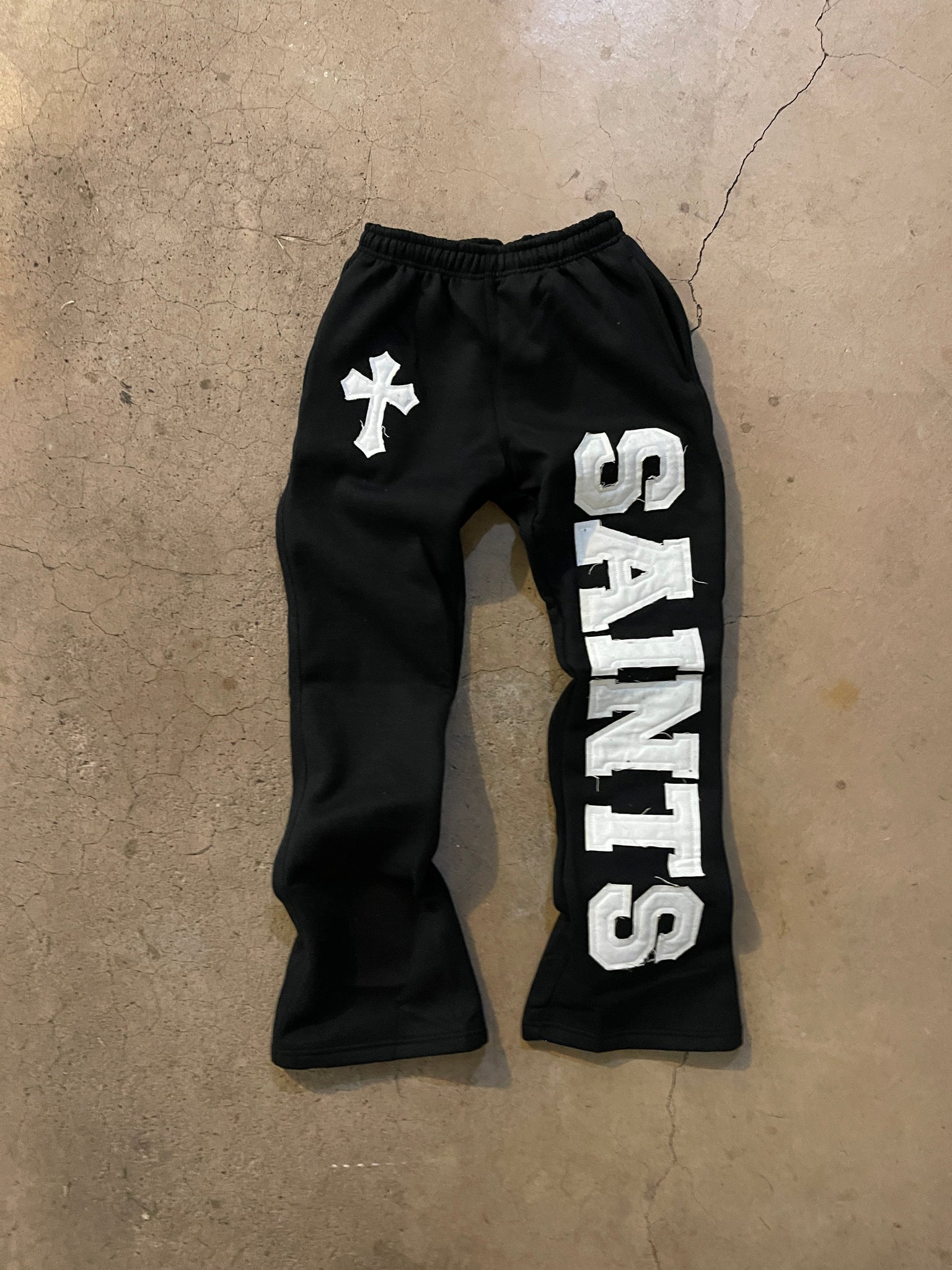 BLACK&WHITE (YIN)  FLARED SWEATPANTS