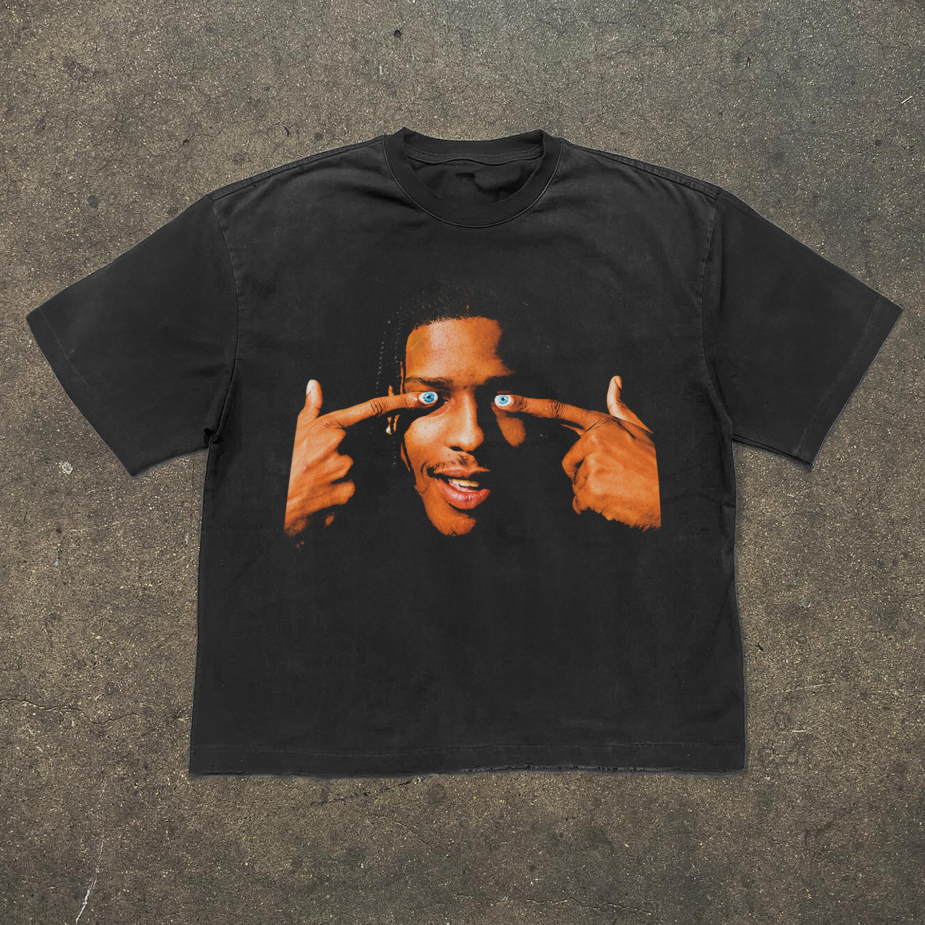 PRETTY FLACKO PAINTED NAILS HEAVYWEIGHT BLACK T-SHIRT