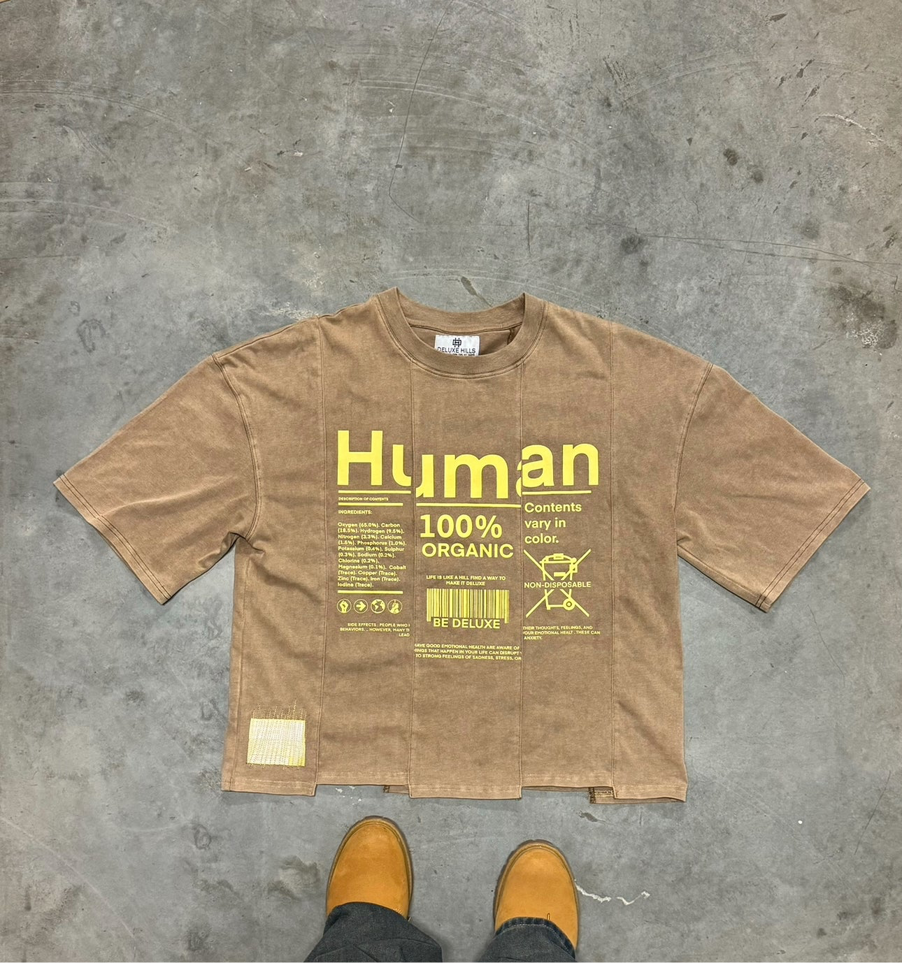 HUMAN TEE - Mocha