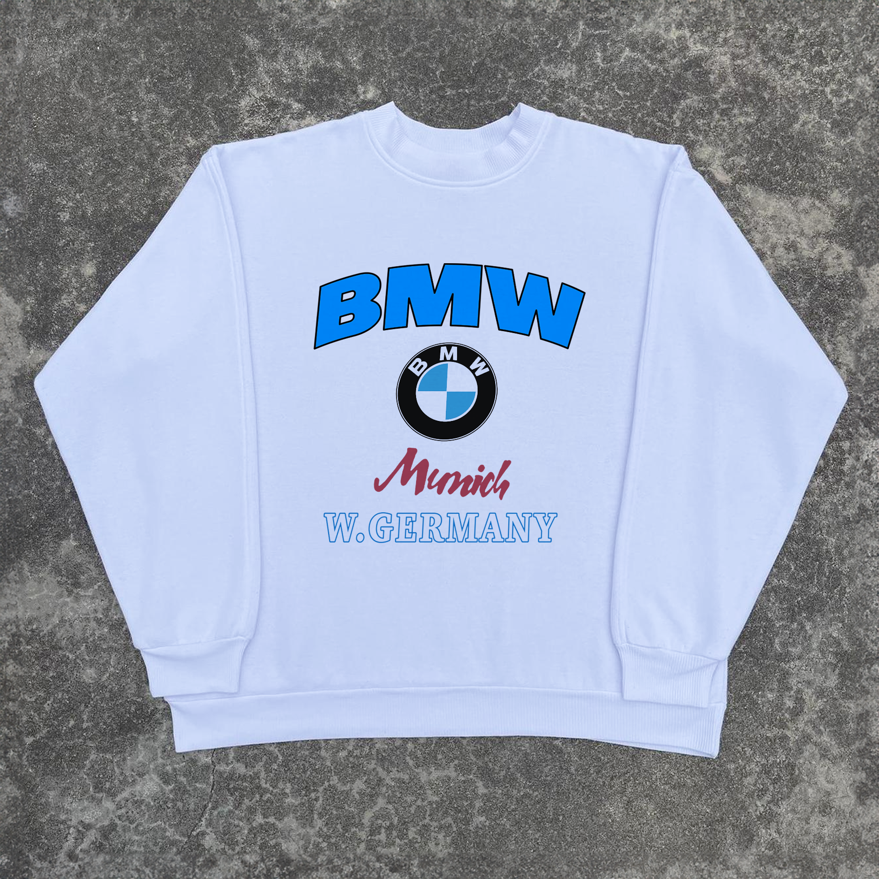 VINTAGE BAVARIAN MOTORS 'MUNICH' WHITE CREWNECK SWEATSHIRT