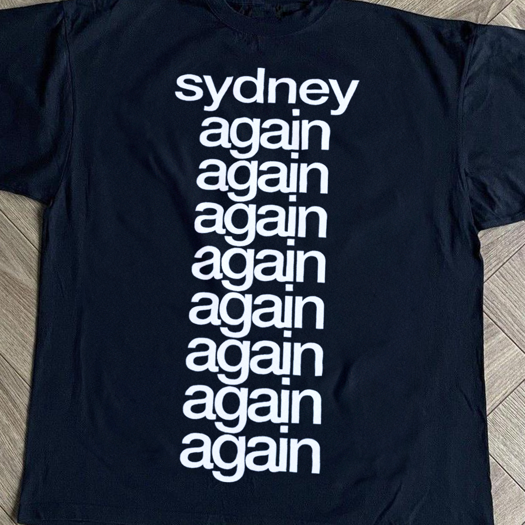 FRED AGAIN.. '24 TOUR MERCH SYDNEY, QUDOS BANK ARENA BLACK T-SHIRT