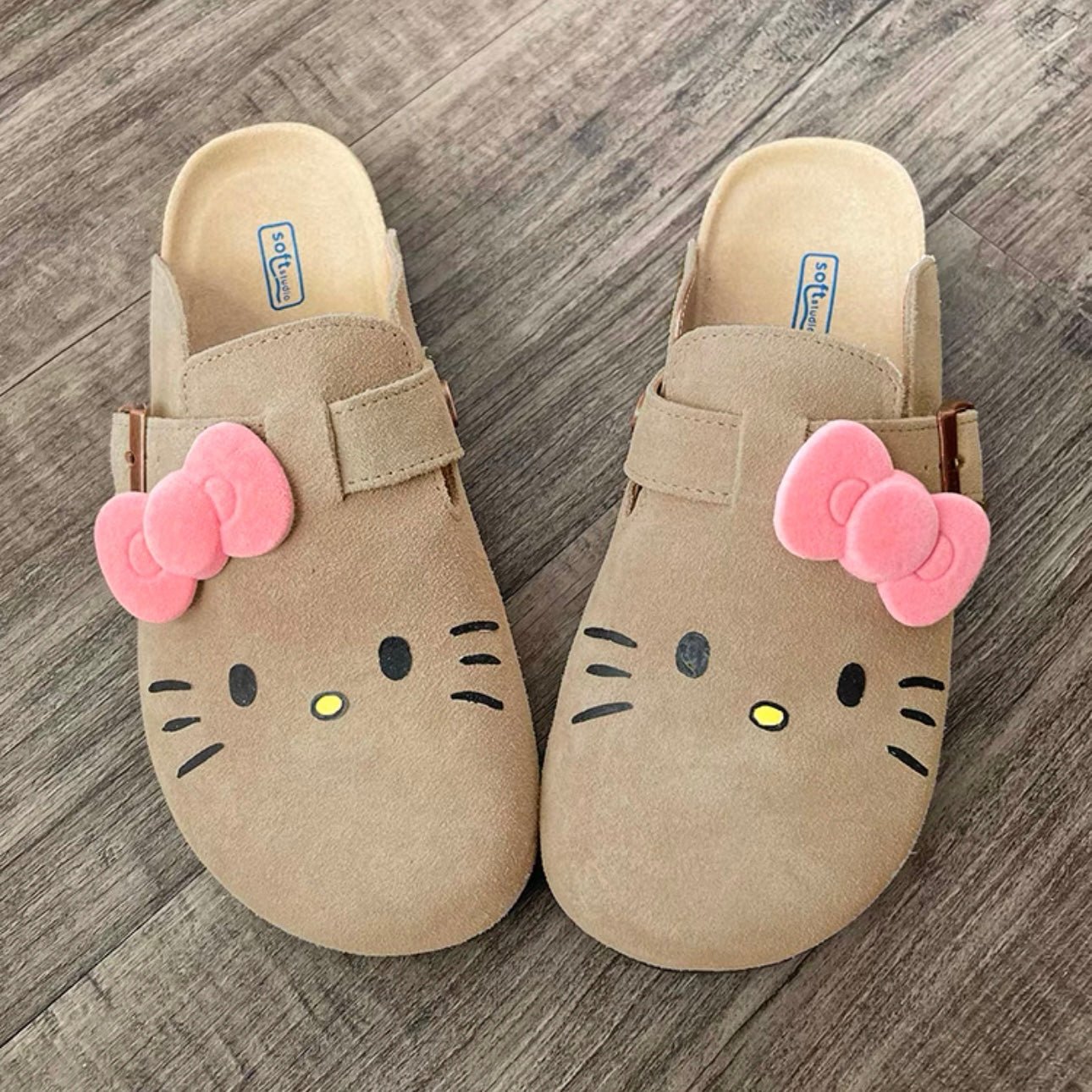 Hello Kitty Suede Clogs