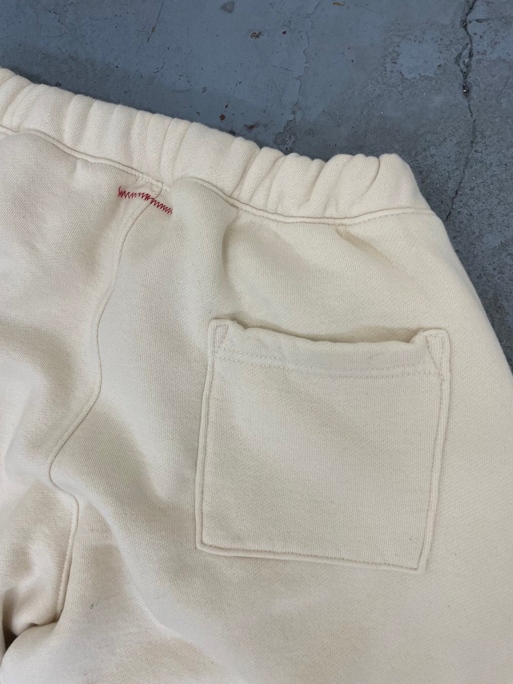 26 OZ ORGANIC HEAVY FLEECE SWEATS NEW BORN CREAM