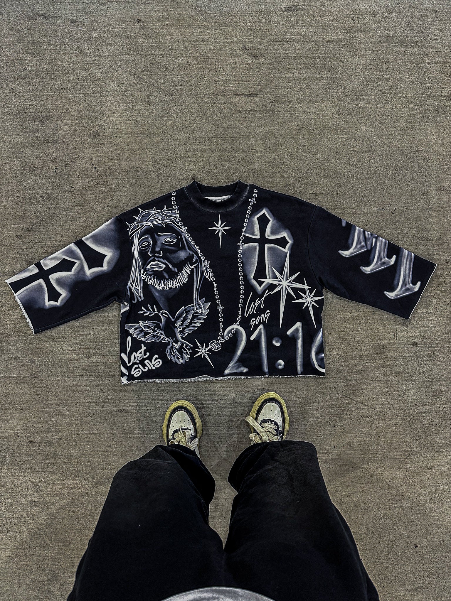 "JESUS PIECE" CROPPED CREW