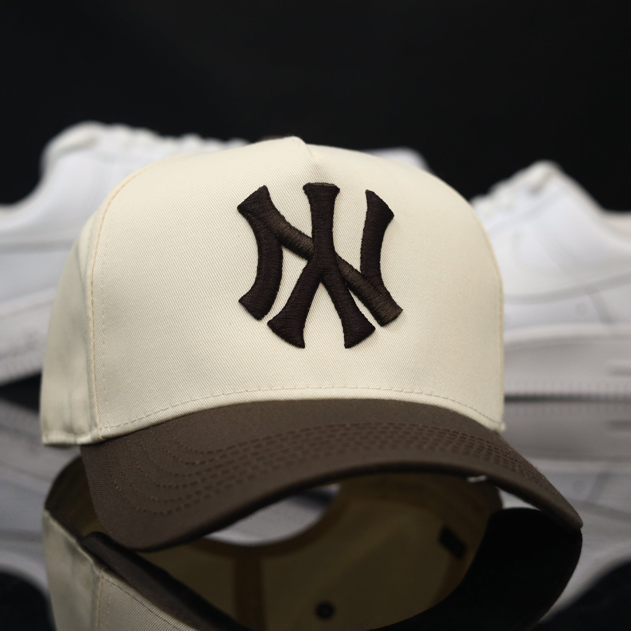 NY Snapback Mocha Cream