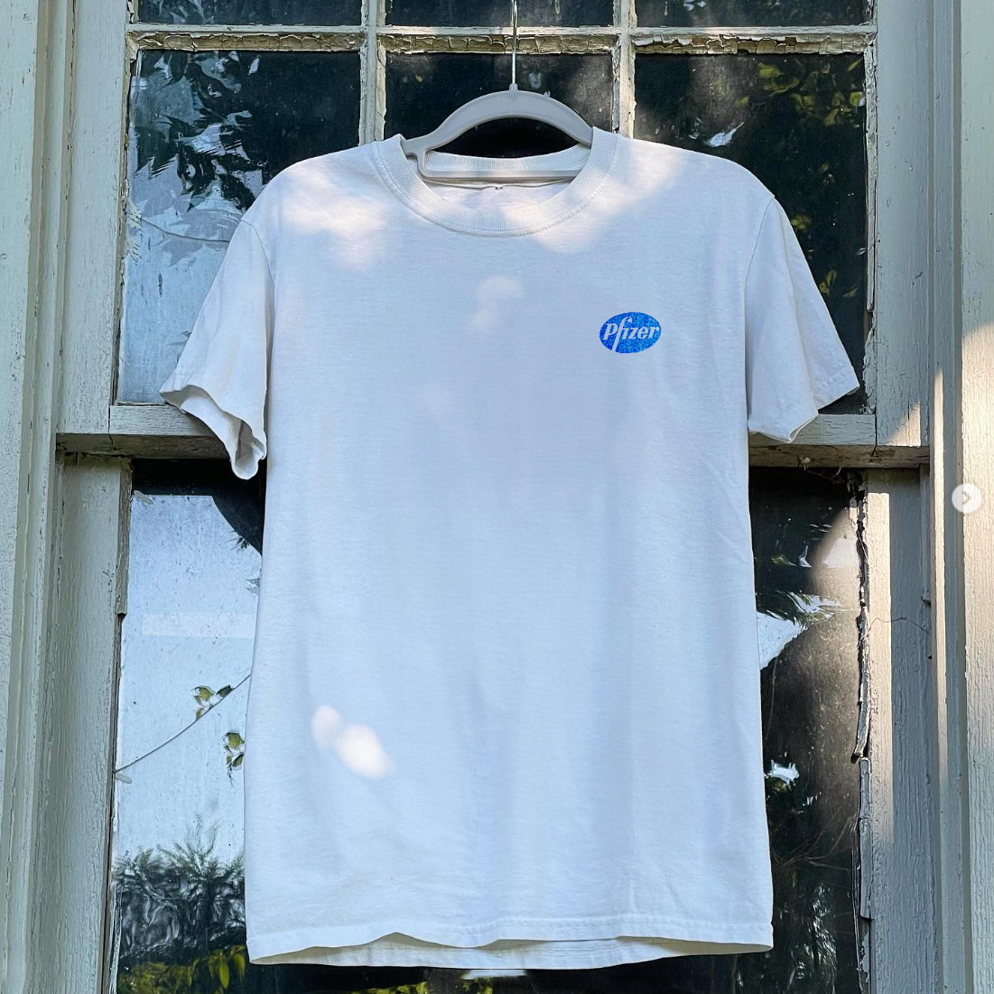 BREAKFAST IN THE MORNING' V1AGRA WHITE HEAVY WEIGHT T-SHIRT