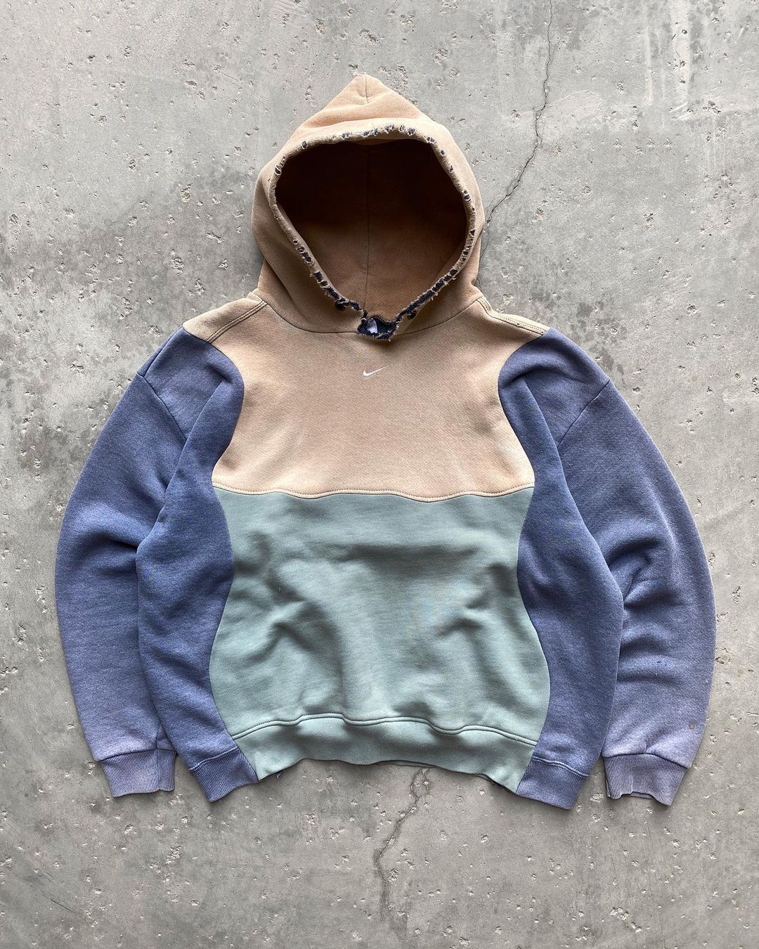 Vintage Nike Hoodie 4 Color