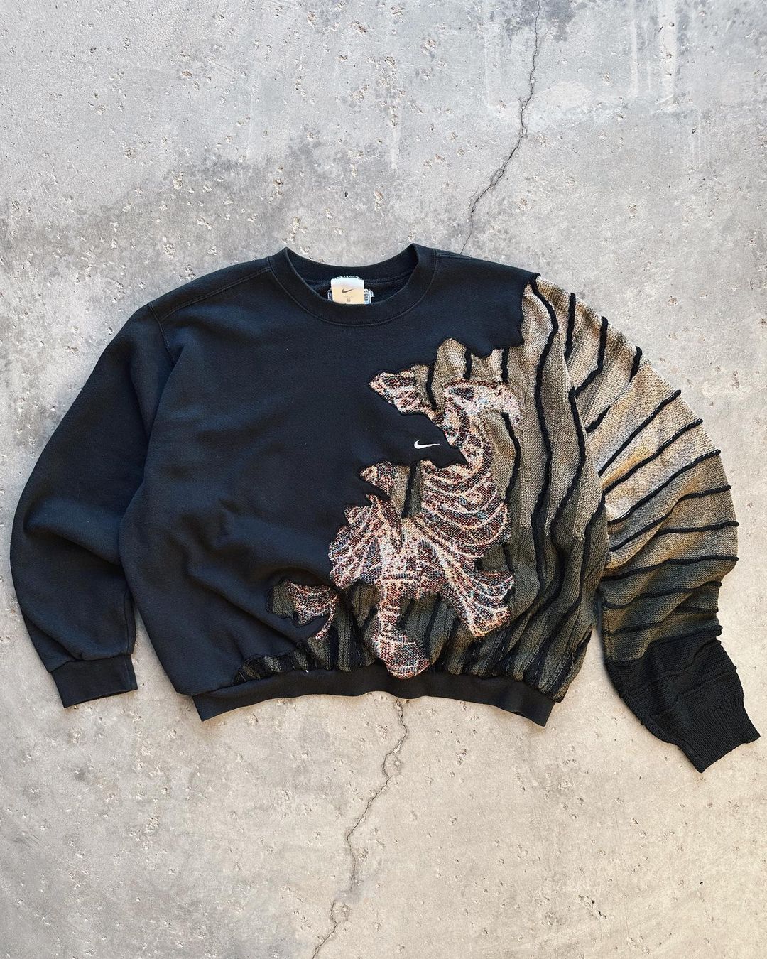 Nike Tiger Vibes Sweatshirt