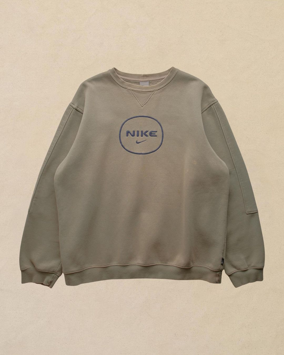 Nike Circle Logo Sweatshirt