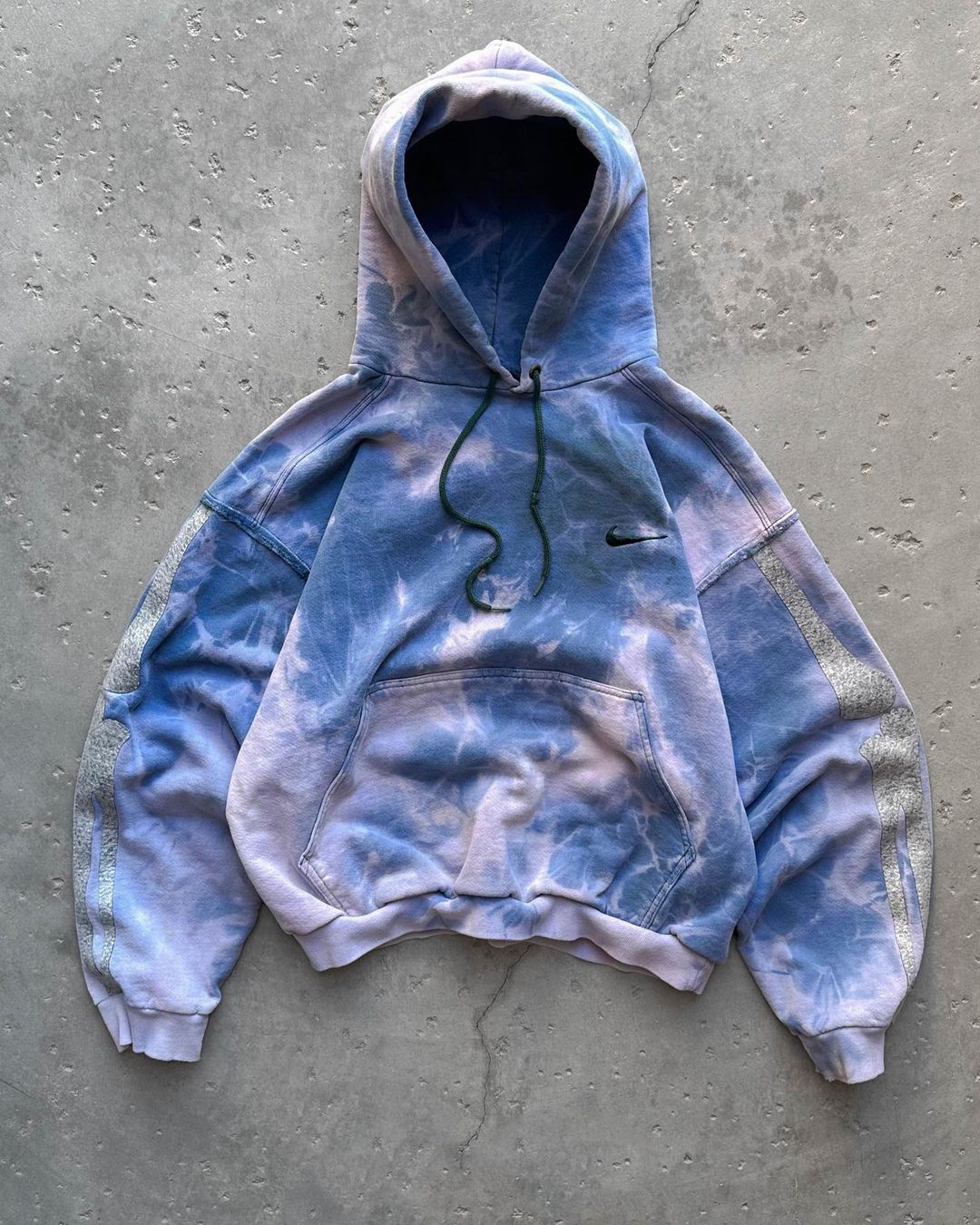 Tie-dye Hoodie Blue