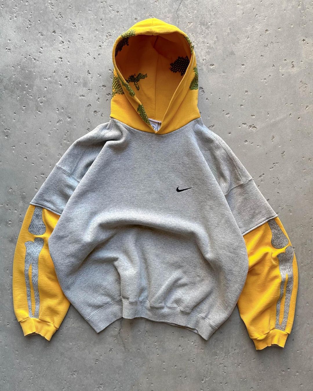 Island Hoodie Gray