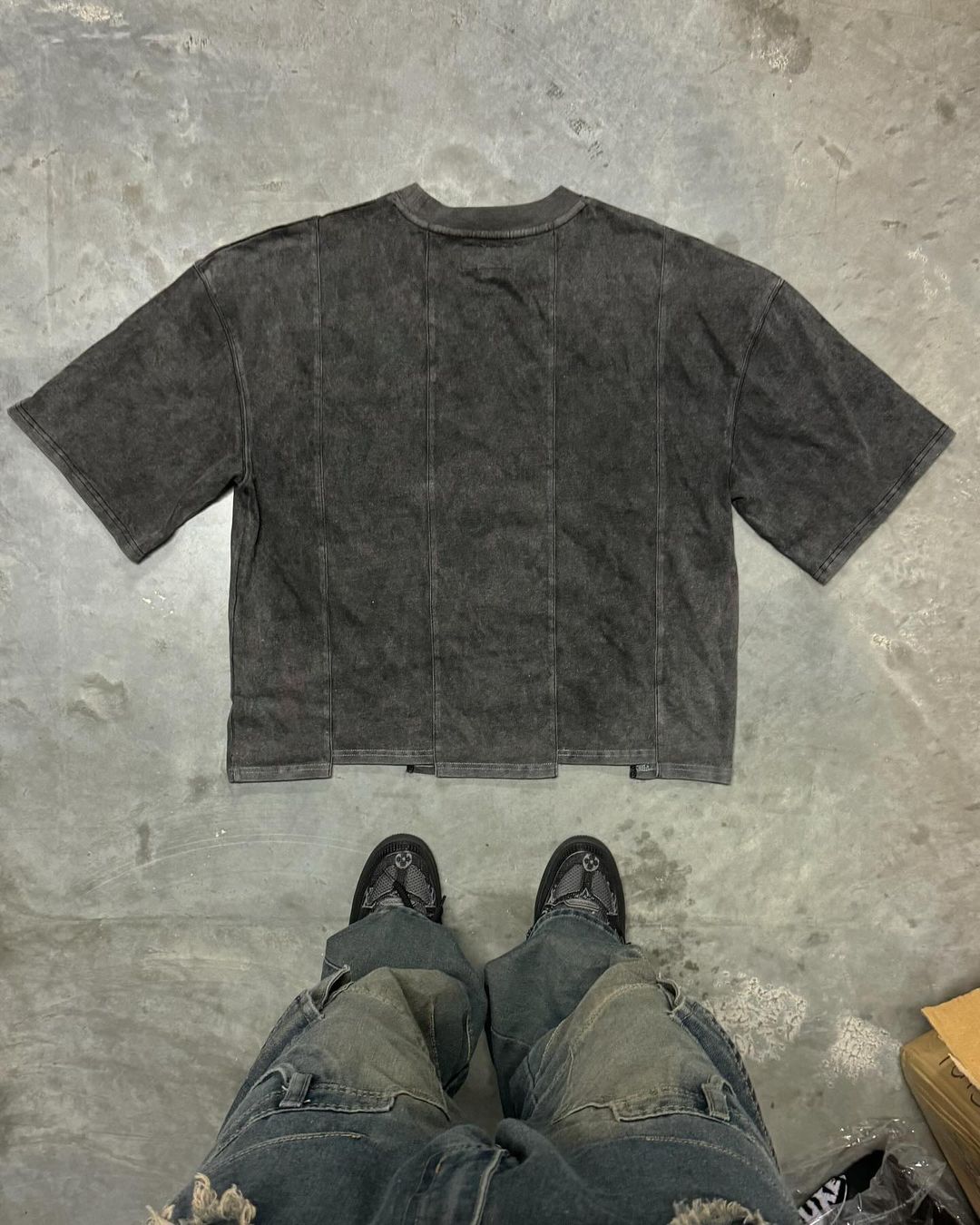 HUMAN TEE - Charcoal