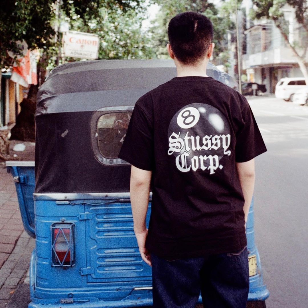 Stussy 8Ball Corp Tee Black