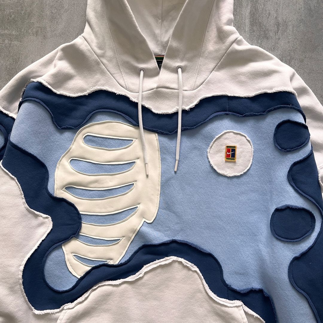 BONES OCEAN HOODIE