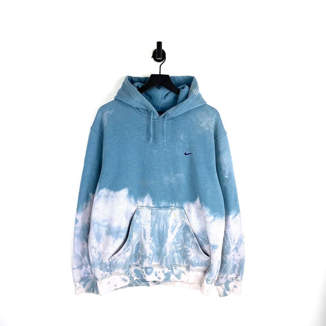 Reworked Nike Bleach Hoodie Ocean