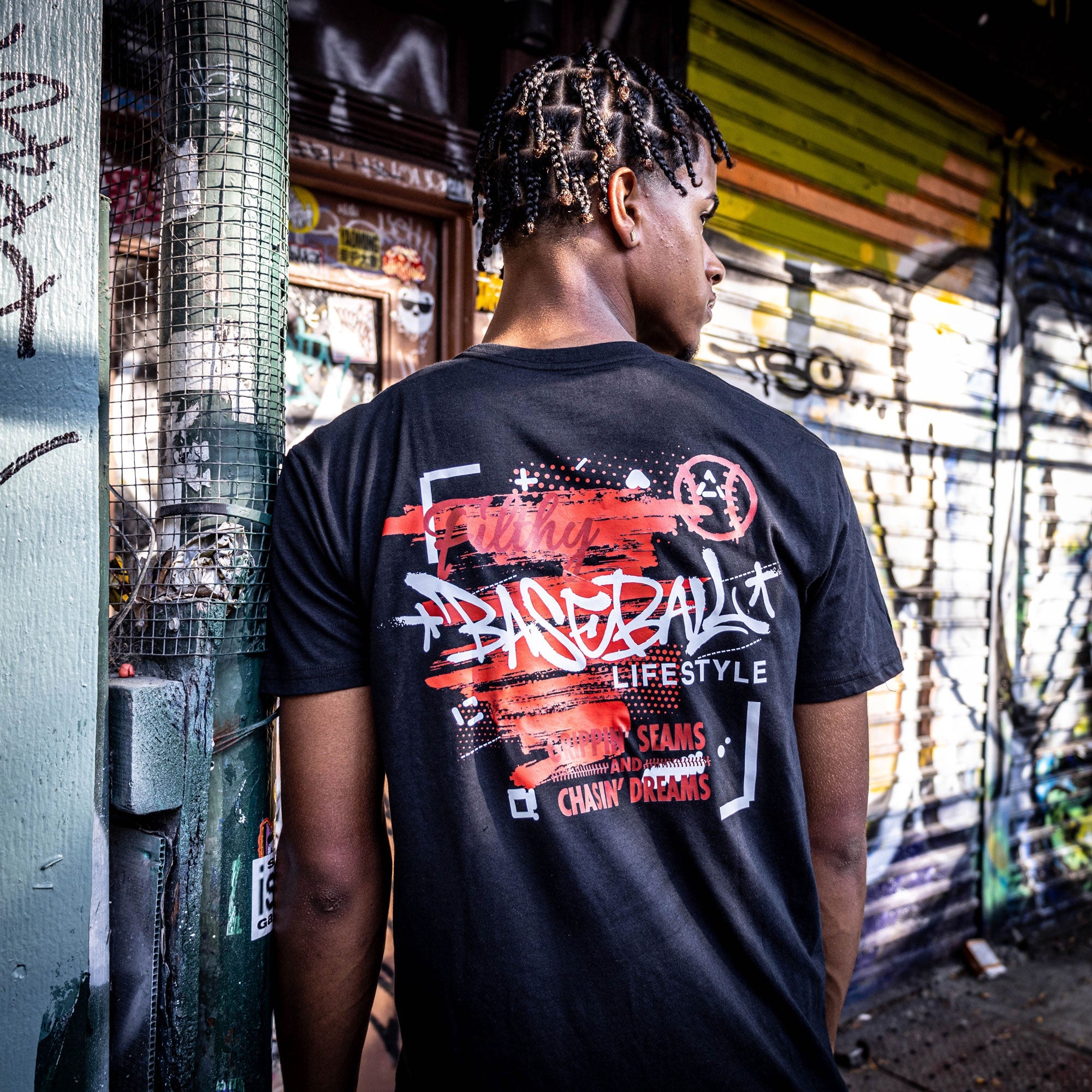 Graffiti Youth Tee - Black/Red