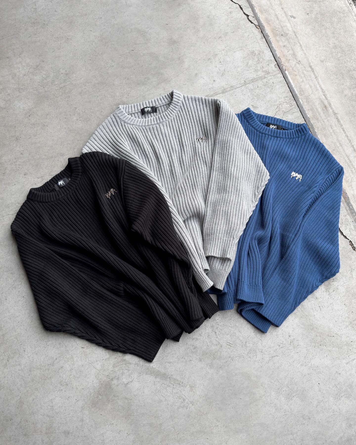 NEW WAVY KNIT SWEATER BLACK / GREY / BLUE